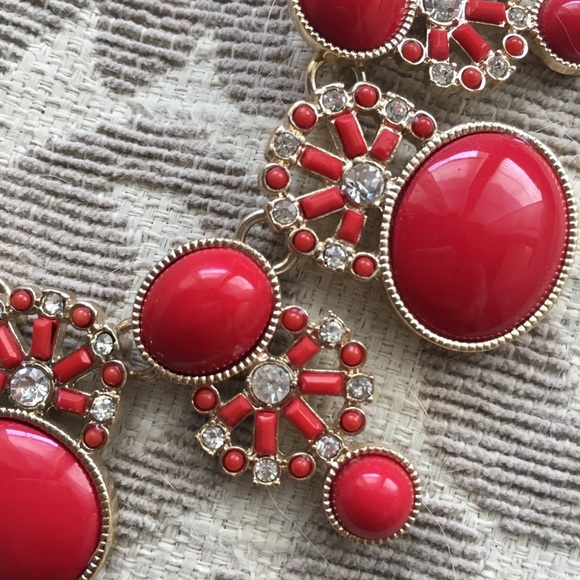 Banana Republic necklace - Picture 2 of 5